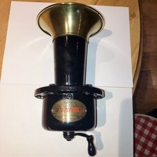 TRIUMPHORN Model A Edwardian