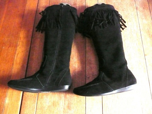 Nine west fringed - fringed, knee