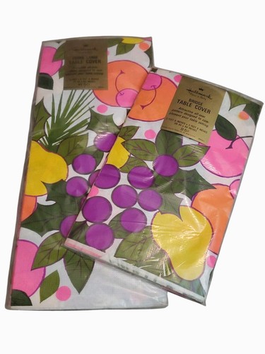 Vtg hallmark large - hallmark,