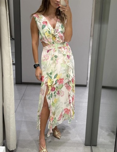 Zara floral cut - zara, v-neck