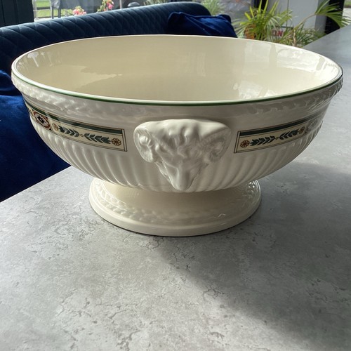 Wedgwood 1996 queen ware - queen’s,