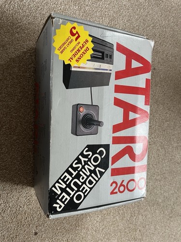 Atari 2600 console with - 2600,