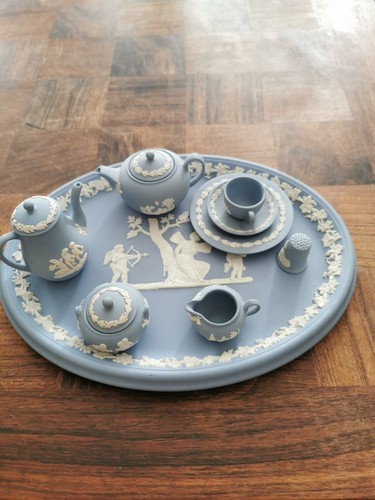 Wedgwood blue jasperware - wedgwood,