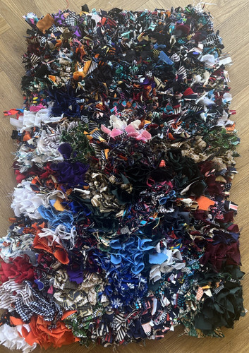 Rag rug hand - in, malawi