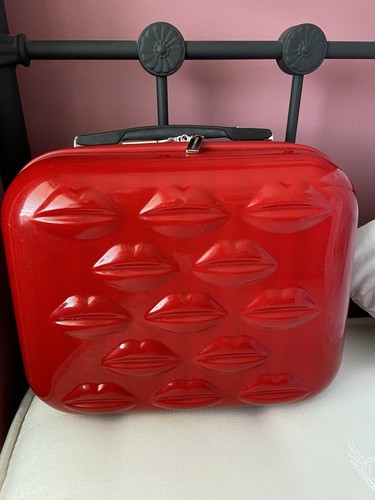 Lulu guiness red vanity case - lulu,