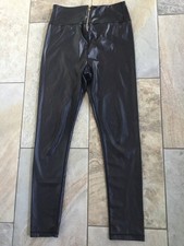 QED London Black Shiny Look Leggings.  Size L