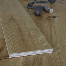 190mm Wide 20mm Thick Natural Oiled Oak Flooring / Engineered Wood / Smooth EC02