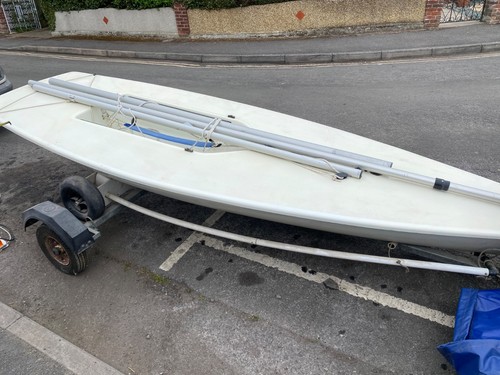 Laser dinghy with road - with,