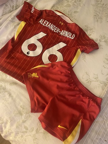 Liverpool kit - liverpool,