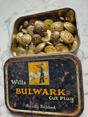 Joblot military brass - of,