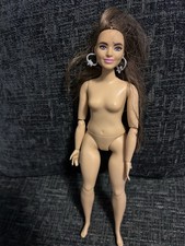 NUDE BARBIE ARTICULATED CURVY BRUNETTE DIMPLE earrings  FASHION DOLL 