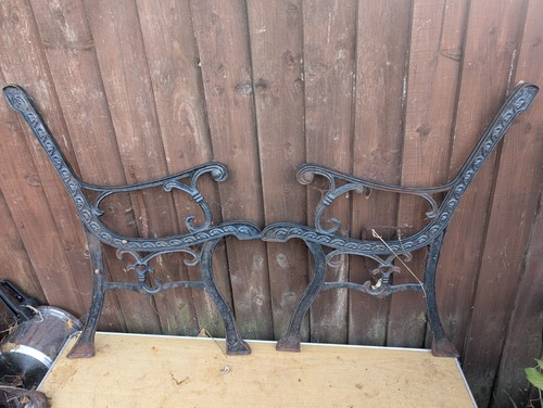 Vintage cast iron - cast,