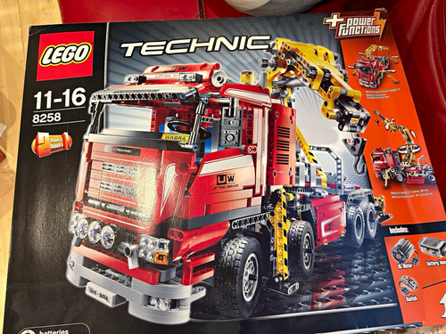 Lego technic 8258 crane - technic, truck