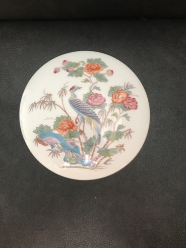 Wedgwood kutani crane lidded - kutani,