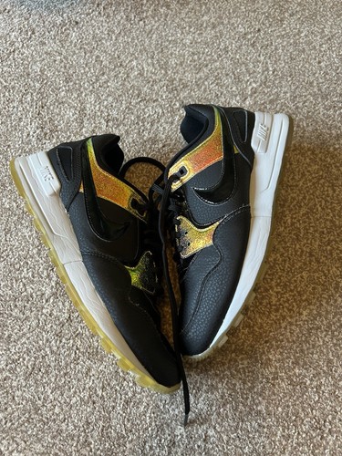 Nike air pegasus - pegasus, golden