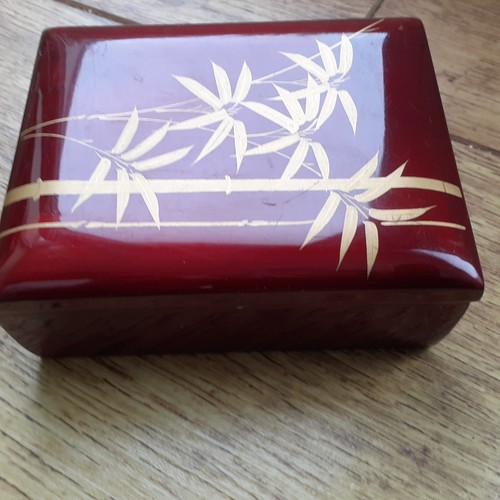 Vintage japanese lacquered box - vintage,