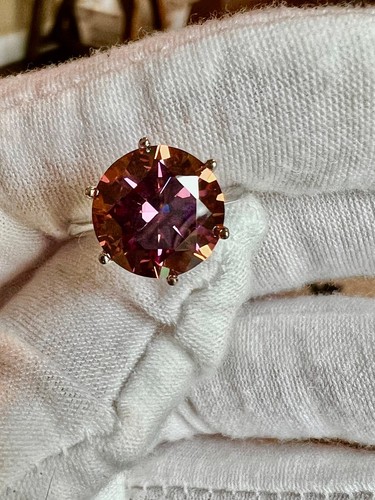 Fine 0ct round - fine,
