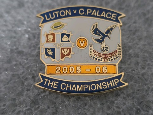 Classic luton town crest - classic,