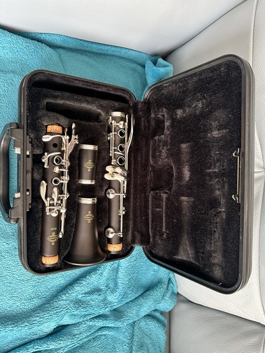 Buffet e12f wooden clarinet - wooden,