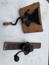 vintage coffee grinder (2)