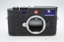 Leica M10 (Type No. 3656) Digital Rangefinder Camera Body, Black Chrome {24MP}