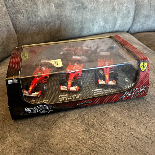 Hot wheels racing - racing, ferrari