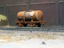 Pre-Owned Scrap Esso Tanker Wagon (G10)