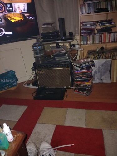 Vox valve amplifier - a,