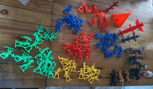 Large bundle plastic - bundle, cowboys