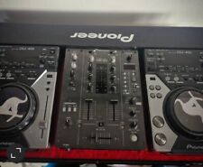Pioneer cdj 400 mp3 cd two decks & mixer with flight case & two USB sticks
