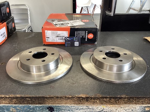 Brake discs pair solid - 2x,