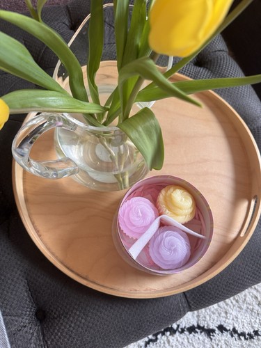Laura ashley cupcake - ashley, candles