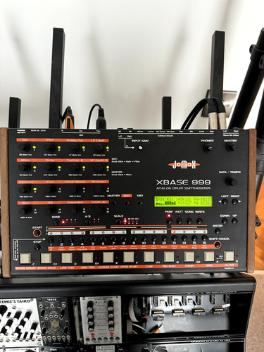 Jomox xbase 999 drum - drum, machine