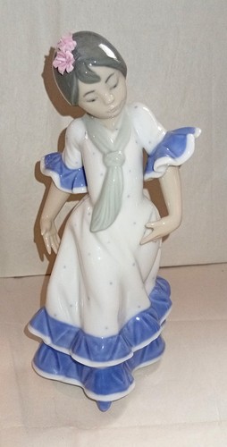 Vintage lladro juanita number - lladro,