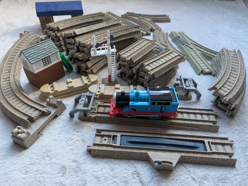 Trackmaster hit toy - hit,