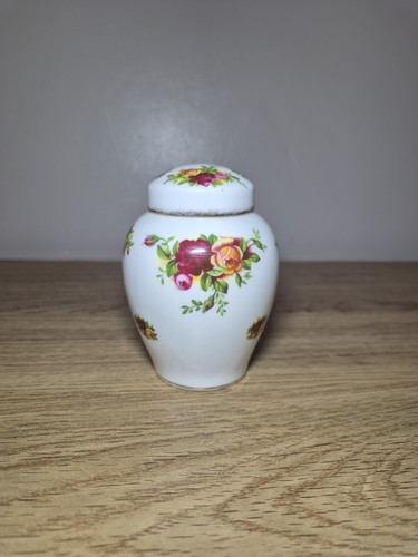 Royal albert old - royal, roses