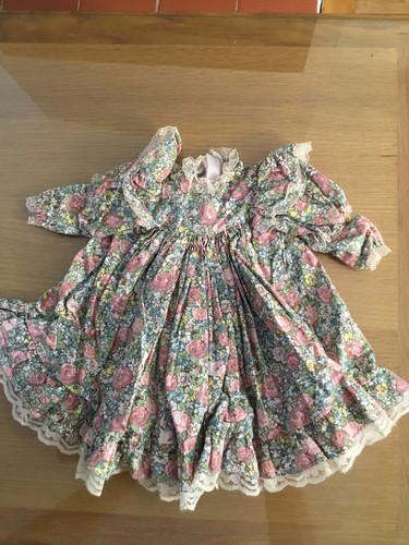 Pretty vintage dolls cotton - vintage,