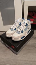 Nike Air Jordan 4 Retro
