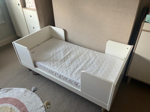 Mamas and papas child - mamas, bed