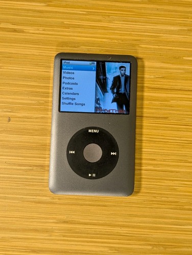 Grey apple ipod classic - 1b,