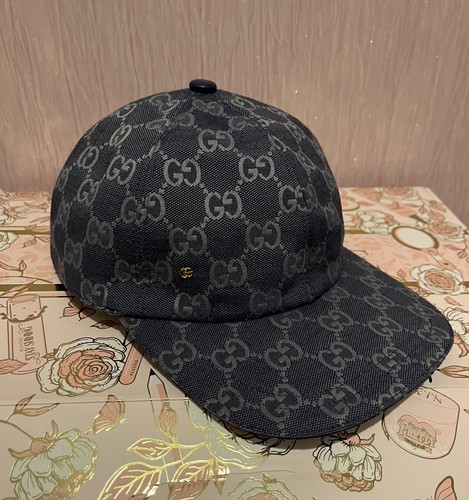 Gucci monogram logo web - monogram,