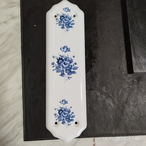 Vintage ceramic door finger - ceramic,