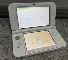 Nintendo 3DS XL Pearl White