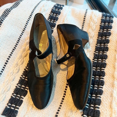 Vtg palace shoe - palace, store