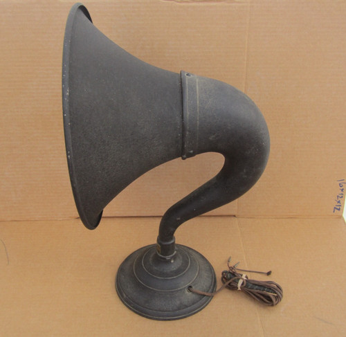 Antique atwater kent horn - horn, loud
