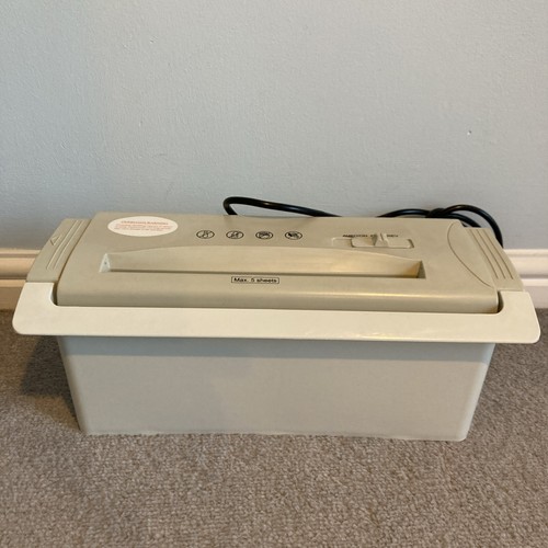 Compact desktop paper shredder - compact,