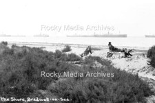 Gpl-89 The Shore, Bradwell-on-Sea, Essex. Photo
