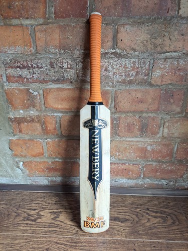 Newbery uzi bmf cricket - newbery, 20/20