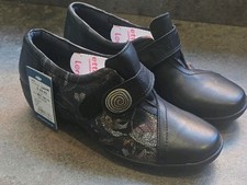 Loretta Orthopedic Comfort