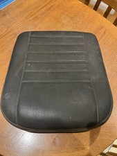 Land Rover Middle seat